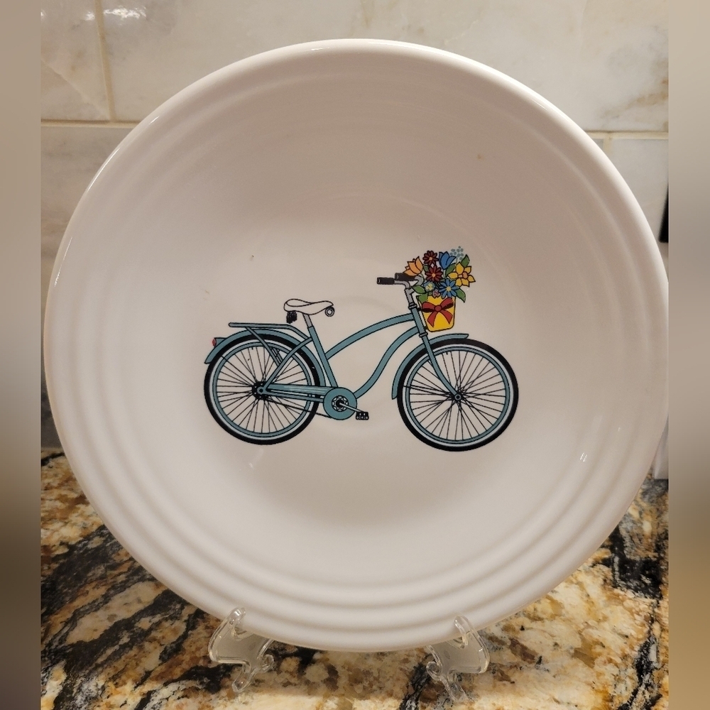 Fiesta Belk Exclusive Vintage Bicycle 9" Luncheon Plate, White